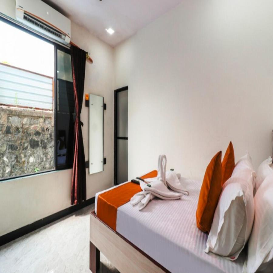 Hotel Sai Siddhi Inn - Midc Industrial Area, Mahape ナビムンバイ エクステリア 写真